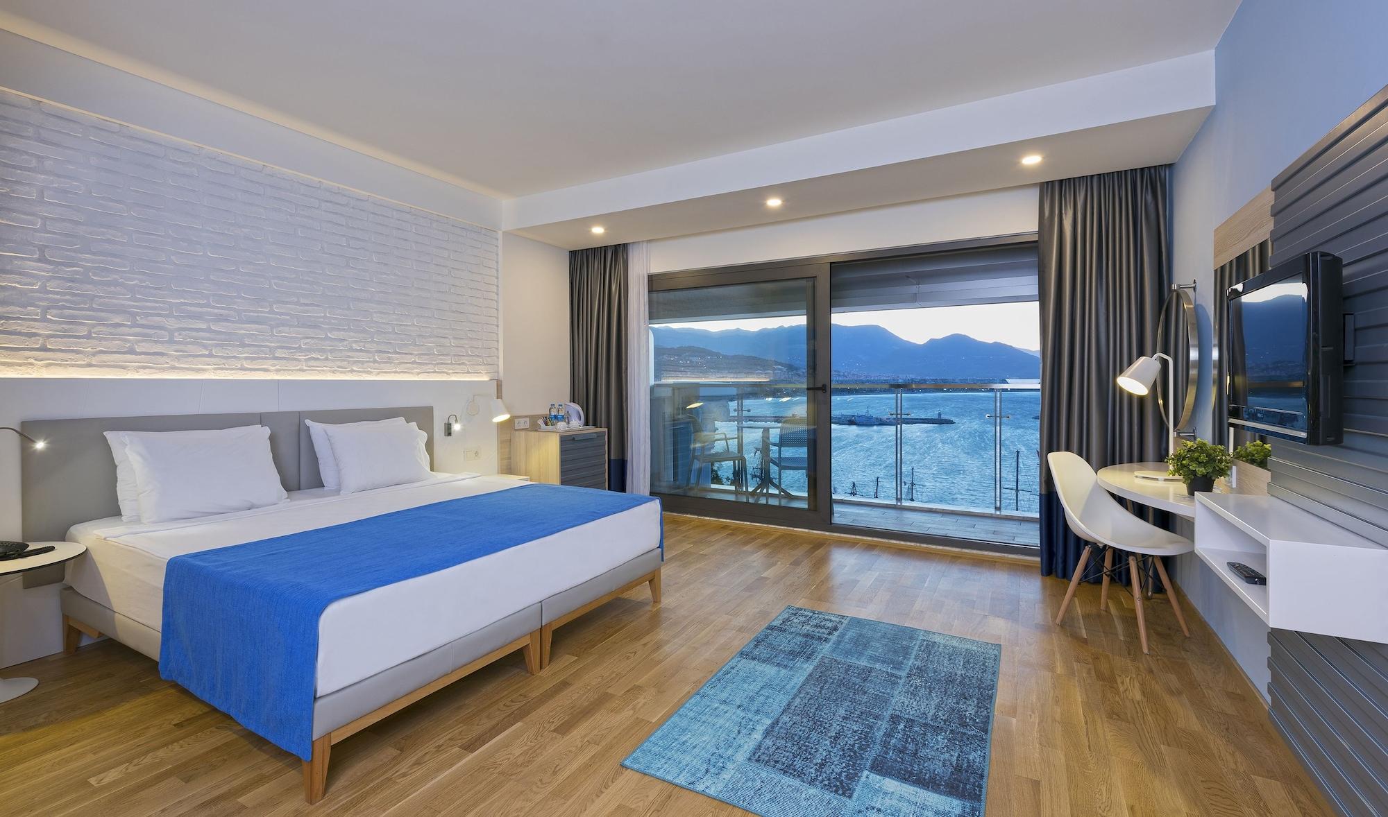 Resort Smartline Kaptan 4*